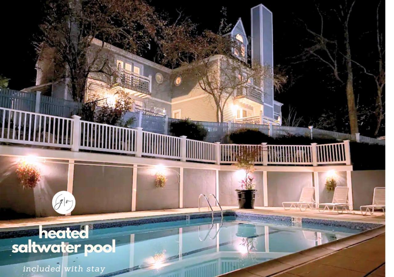 Luxury Villa- 3 Mins To Mohegan- Fully Stocked With Fireplace- Jacuzzi, Saltwater Pools, Sauna Norwich Exterior foto